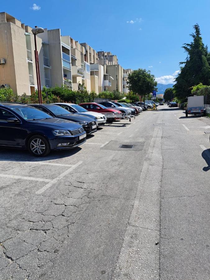 Trstenik Central Split Bagian luar foto